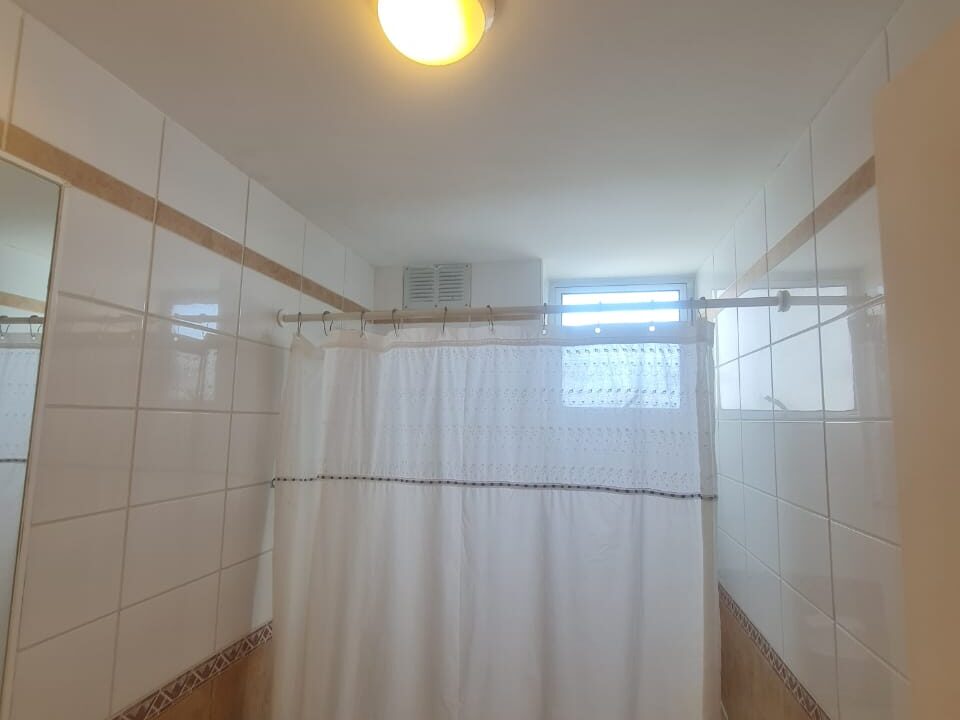 cb15b032-97a6-4f95-9c90-e25bbd93b880